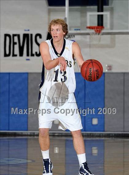 Thumbnail 1 in Chico vs. Nevada Union (Les Curry Invitational) photogallery.