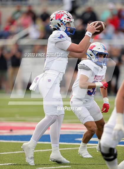 Thumbnail 3 in Lake Travis @ Westlake (UIL 6A Football Quarterfinal Playoff) photogallery.