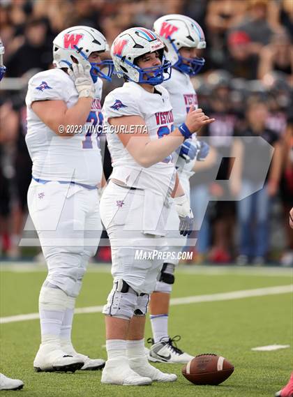 Thumbnail 3 in Lake Travis @ Westlake (UIL 6A Football Quarterfinal Playoff) photogallery.
