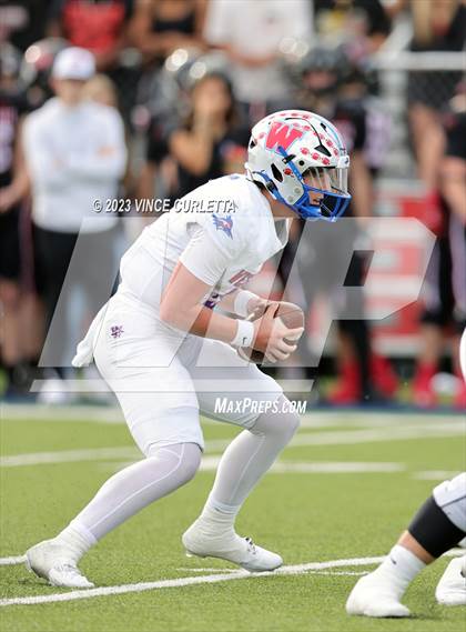 Thumbnail 2 in Lake Travis @ Westlake (UIL 6A Football Quarterfinal Playoff) photogallery.