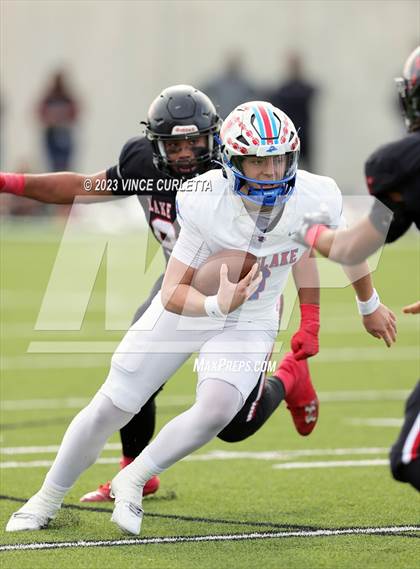 Thumbnail 1 in Lake Travis @ Westlake (UIL 6A Football Quarterfinal Playoff) photogallery.