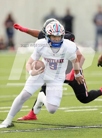 Thumbnail 3 in Lake Travis @ Westlake (UIL 6A Football Quarterfinal Playoff) photogallery.
