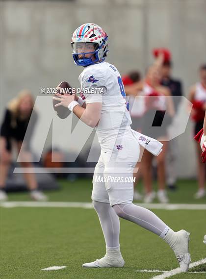 Thumbnail 2 in Lake Travis @ Westlake (UIL 6A Football Quarterfinal Playoff) photogallery.