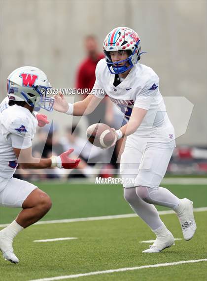 Thumbnail 1 in Lake Travis @ Westlake (UIL 6A Football Quarterfinal Playoff) photogallery.