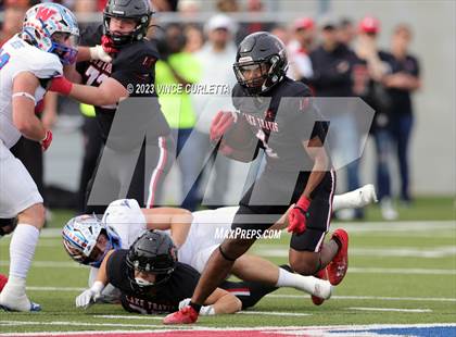 Thumbnail 2 in Lake Travis @ Westlake (UIL 6A Football Quarterfinal Playoff) photogallery.