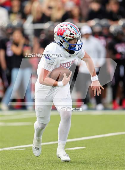 Thumbnail 2 in Lake Travis @ Westlake (UIL 6A Football Quarterfinal Playoff) photogallery.
