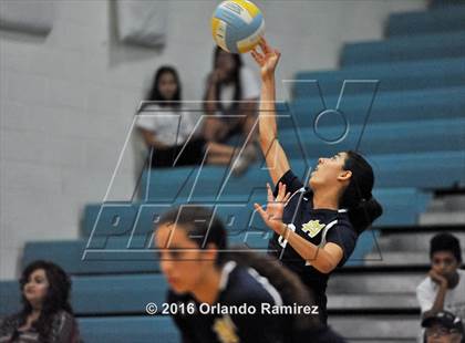 Thumbnail 3 in Mater Dei Catholic @ San Ysidro photogallery.