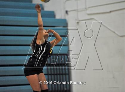 Thumbnail 1 in Mater Dei Catholic @ San Ysidro photogallery.