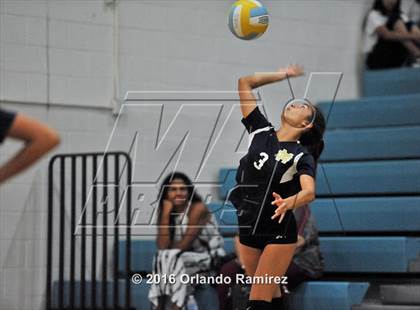Thumbnail 1 in Mater Dei Catholic @ San Ysidro photogallery.
