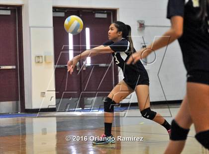 Thumbnail 2 in Mater Dei Catholic @ San Ysidro photogallery.