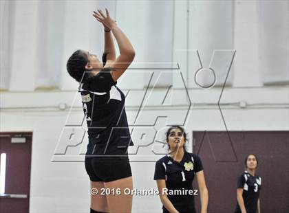 Thumbnail 1 in Mater Dei Catholic @ San Ysidro photogallery.
