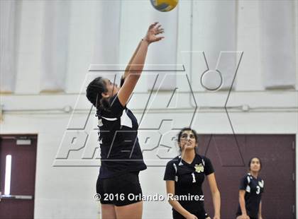 Thumbnail 2 in Mater Dei Catholic @ San Ysidro photogallery.