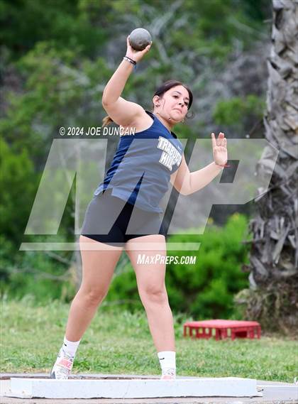 Thumbnail 2 in South Coast League Finals photogallery.
