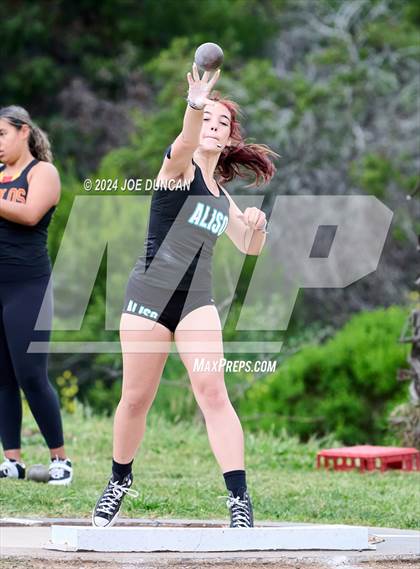 Thumbnail 3 in South Coast League Finals photogallery.