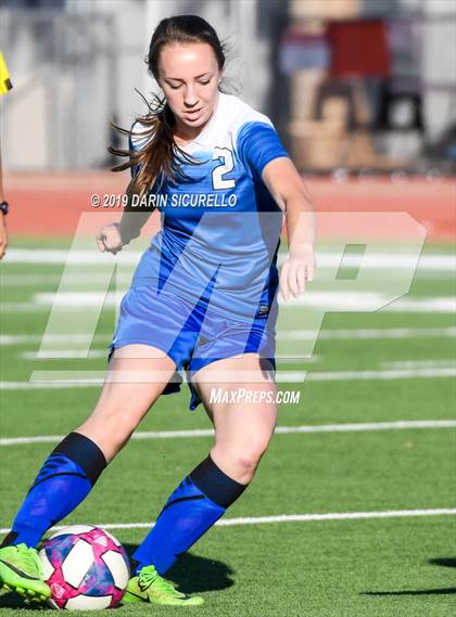 Thumbnail 2 in Mountain View vs. Mesquite (Coyote Classic Tournament) photogallery.