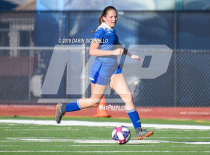 Thumbnail 1 in Mountain View vs. Mesquite (Coyote Classic Tournament) photogallery.