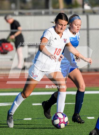 Thumbnail 1 in Mountain View vs. Mesquite (Coyote Classic Tournament) photogallery.