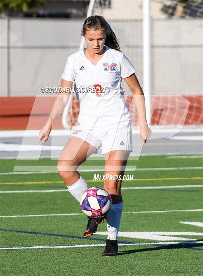 Thumbnail 2 in Mountain View vs. Mesquite (Coyote Classic Tournament) photogallery.
