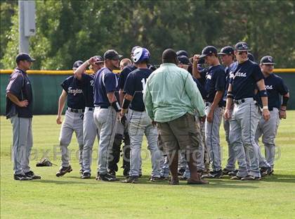 Thumbnail 2 in Lamar County vs Blessed Trinity (2A Playoffs) photogallery.