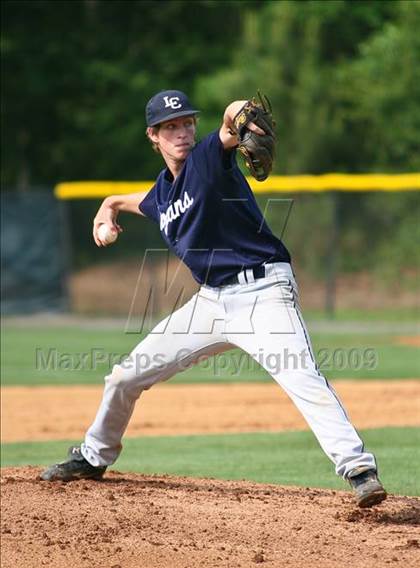 Thumbnail 2 in Lamar County vs Blessed Trinity (2A Playoffs) photogallery.
