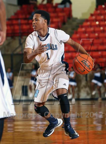 Thumbnail 1 in Mitchell vs. Wyatt [O.D.] (DFW Basketball Challenge) photogallery.