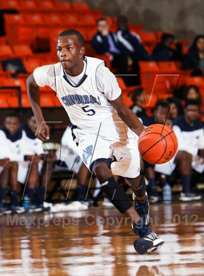 Thumbnail 1 in Mitchell vs. Wyatt [O.D.] (DFW Basketball Challenge) photogallery.