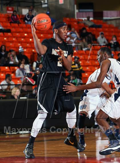 Thumbnail 2 in Mitchell vs. Wyatt [O.D.] (DFW Basketball Challenge) photogallery.