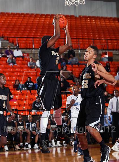 Thumbnail 3 in Mitchell vs. Wyatt [O.D.] (DFW Basketball Challenge) photogallery.