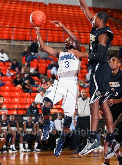 Thumbnail 2 in Mitchell vs. Wyatt [O.D.] (DFW Basketball Challenge) photogallery.