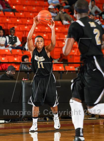 Thumbnail 1 in Mitchell vs. Wyatt [O.D.] (DFW Basketball Challenge) photogallery.