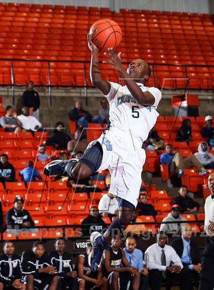 Thumbnail 3 in Mitchell vs. Wyatt [O.D.] (DFW Basketball Challenge) photogallery.