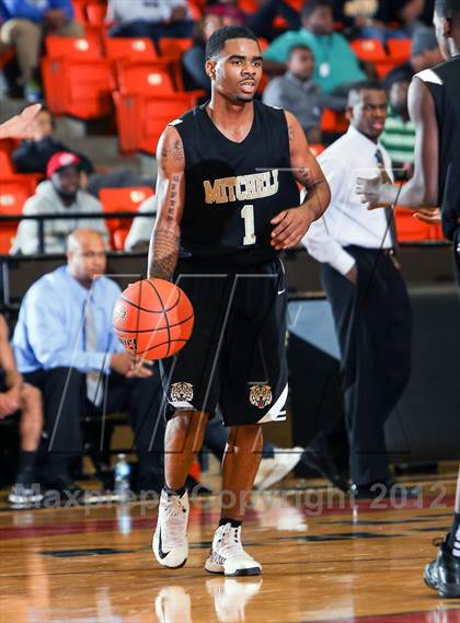 Thumbnail 3 in Mitchell vs. Wyatt [O.D.] (DFW Basketball Challenge) photogallery.