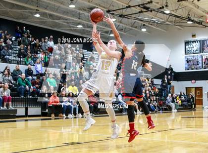 Thumbnail 1 in Amarillo vs. Plainview (UIL Region 3-5A Quarterfinal) photogallery.