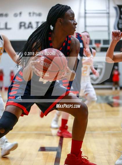 Thumbnail 2 in Amarillo vs. Plainview (UIL Region 3-5A Quarterfinal) photogallery.