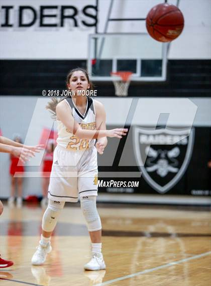 Thumbnail 2 in Amarillo vs. Plainview (UIL Region 3-5A Quarterfinal) photogallery.