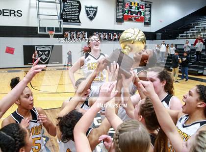 Thumbnail 1 in Amarillo vs. Plainview (UIL Region 3-5A Quarterfinal) photogallery.