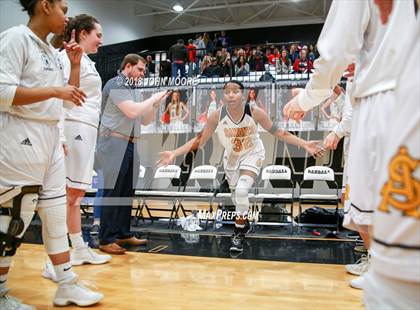 Thumbnail 2 in Amarillo vs. Plainview (UIL Region 3-5A Quarterfinal) photogallery.