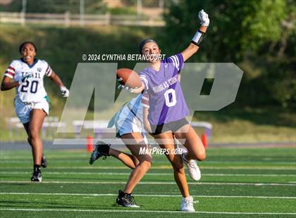 Thumbnail 3 in Douglas County vs Cherokee Trail photogallery.