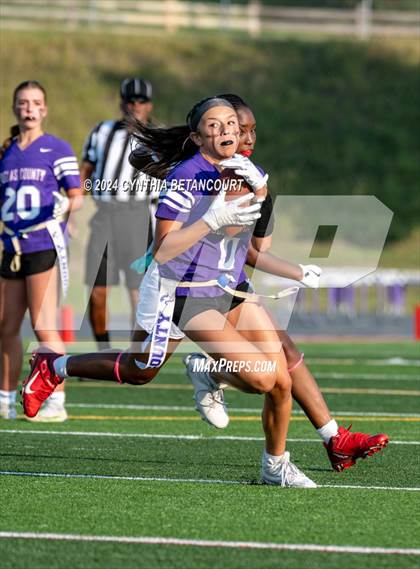 Thumbnail 2 in Douglas County vs Cherokee Trail photogallery.