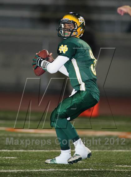 Thumbnail 1 in Citrus Valley vs. Notre Dame photogallery.