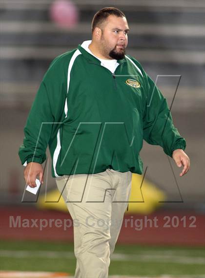 Thumbnail 2 in Citrus Valley vs. Notre Dame photogallery.