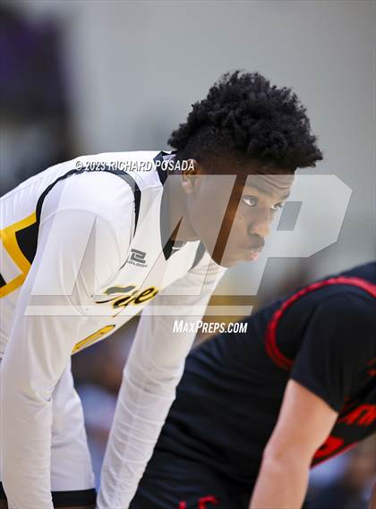 Thumbnail 3 in Edison vs. Centennial photogallery.