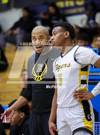 Thumbnail 1 in Edison vs. Centennial photogallery.