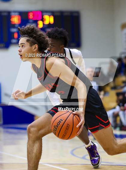 Thumbnail 2 in Edison vs. Centennial photogallery.
