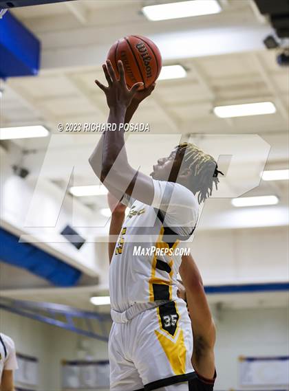 Thumbnail 3 in Edison vs. Centennial photogallery.