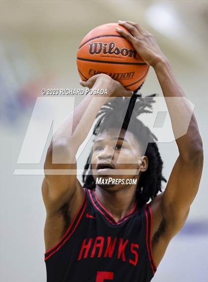 Thumbnail 3 in Edison vs. Centennial photogallery.