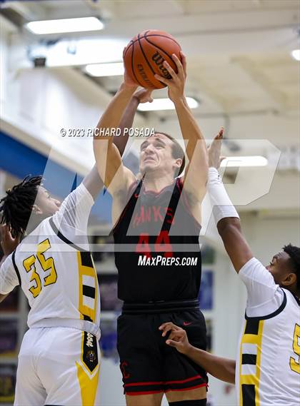 Thumbnail 3 in Edison vs. Centennial photogallery.