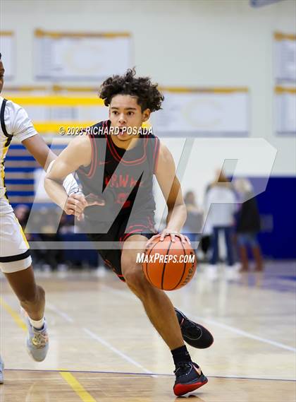 Thumbnail 1 in Edison vs. Centennial photogallery.