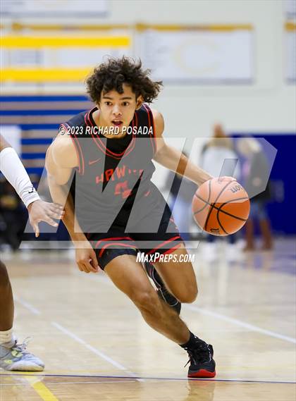 Thumbnail 3 in Edison vs. Centennial photogallery.