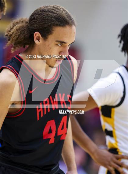Thumbnail 1 in Edison vs. Centennial photogallery.
